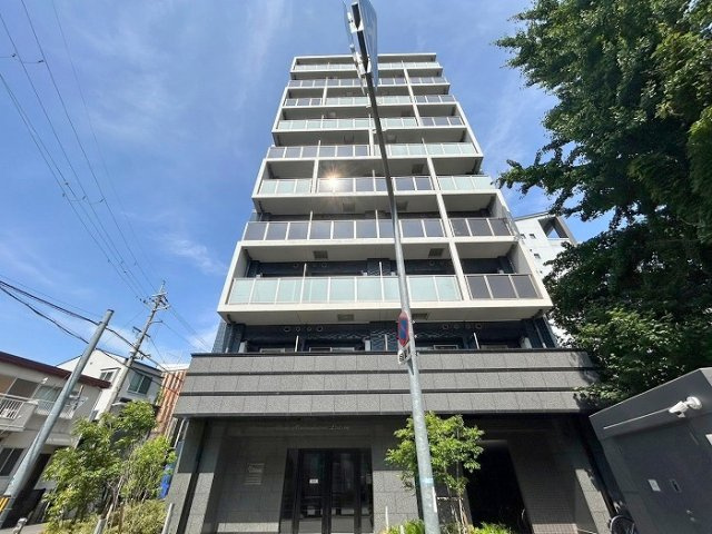 プレサンスOSAKA西中島リエゾンの外観