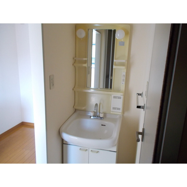 ビューハイツ吉備路の洗面所