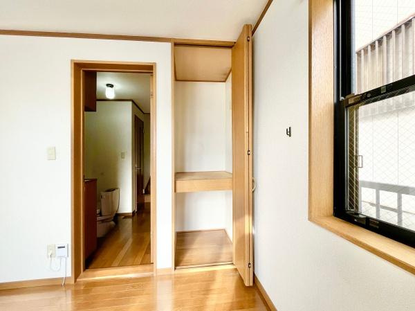 横浜市栄区中野町の中古一戸建の収納|これだけ収納があると助かりますね！