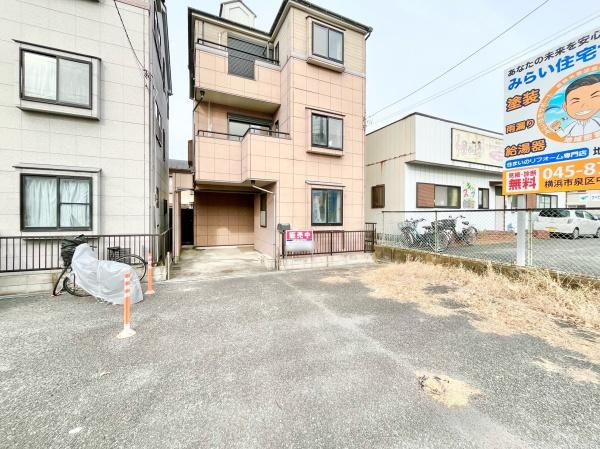 横浜市栄区中野町の中古一戸建の前面道路含む現地写真|周辺環境も合わせてご案内させて頂きます！
お気軽にお問い合わせ下さい！