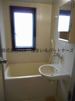 【浴室】 | αNEXT久留米第一 | コンパクトで使いやすいお風呂です