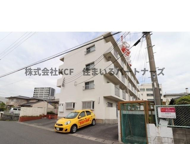 第2秋葉ビルの駐車場|駐車場に車を止められます