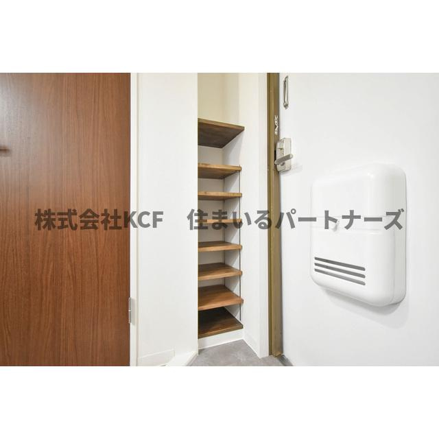 第2秋葉ビルの玄関|シンプルで使いやすい玄関です