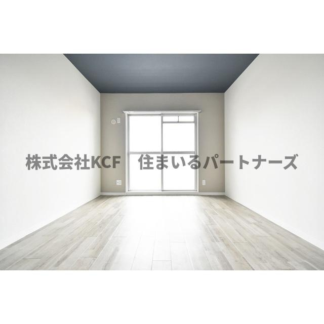 第2秋葉ビルの居間・リビング|ゆったりとした居間です
