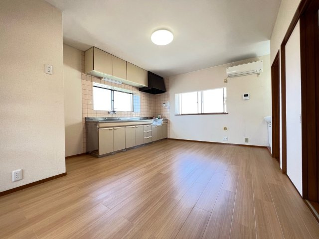 それいゆ一ツ橋壱番館の居間・リビング|ゆったりとしたリビングです