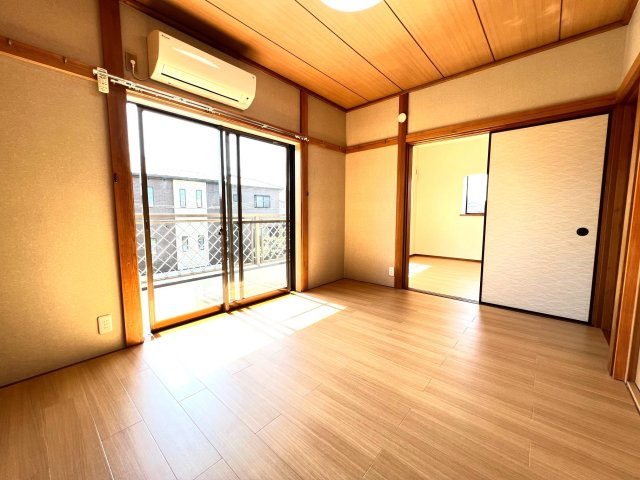 それいゆ一ツ橋壱番館の洋室|広々とした洋室です