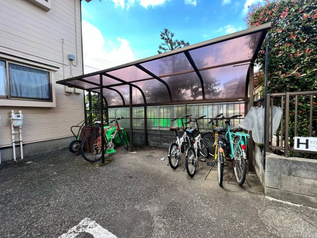 それいゆ一ツ橋壱番館のその他共用部分|自転車も敷地内に駐輪可能