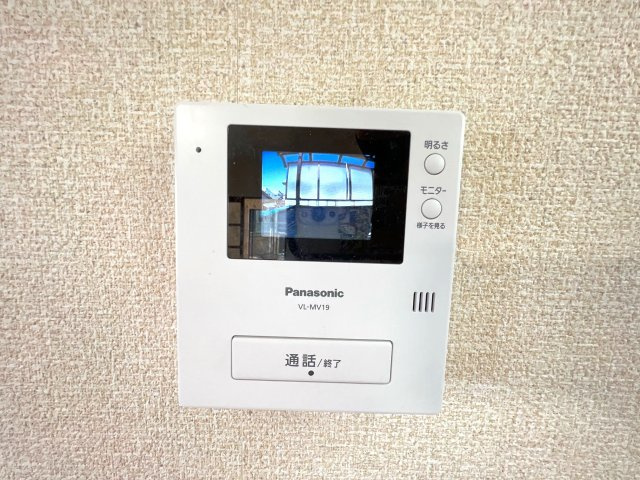 それいゆ一ツ橋壱番館のセキュリティ|モニターホンで来客確認