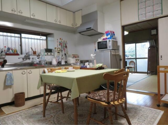 バス停「椿神社前」のキッチン