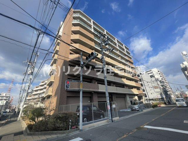 プレサンスロジェ古川橋の外観|新しい生活にいかがでしょうか？外観はお住まいの顔になります。こだわりたいポイントですね。水回りリフォームやリノベーションも承ってます。
■現地見学・資金計画相談・住宅ローン相談もお問合せ受付中■