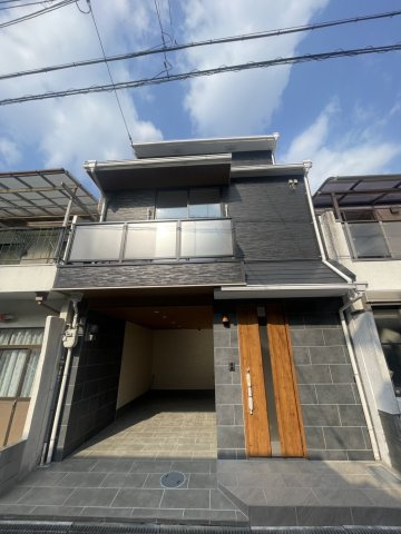 中野新町　中古一戸建ての外観|新しい生活にいかがでしょうか？外観はお住まいの顔になります。こだわりたいポイントですね。外壁塗装や屋根塗装のご相談も承っております。
■現地内覧・資金計画相談・住宅ローン相談もお問合せ受付中■