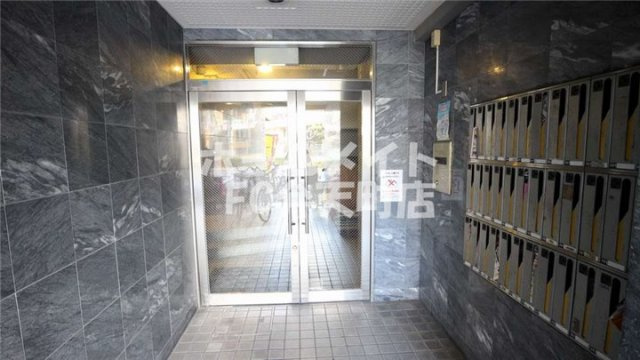 【エントランス】