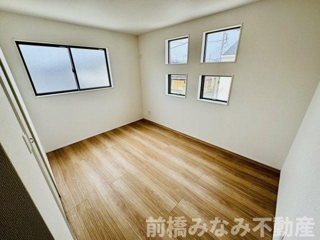 前橋市箱田町2期　２号棟(全３棟)　グラファーレ　新築建売分譲の洋室|明るい洋室です
