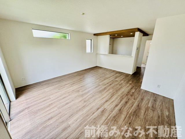 前橋市箱田町2期　３号棟(全３棟)　グラファーレ　新築建売分譲の居間・リビング|リビングです