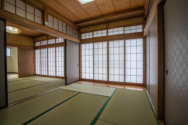 藤枝市　立花２丁目　中古住宅　3DK　平屋建ての和室