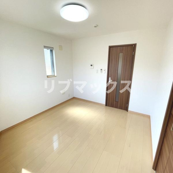 【寝室】バニアンツリー