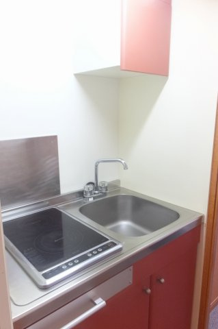 レオパレスプチステージのキッチン|お料理しやすいキッチンです