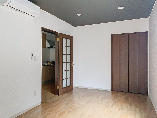 ロイヤルコートHALの居間・リビング