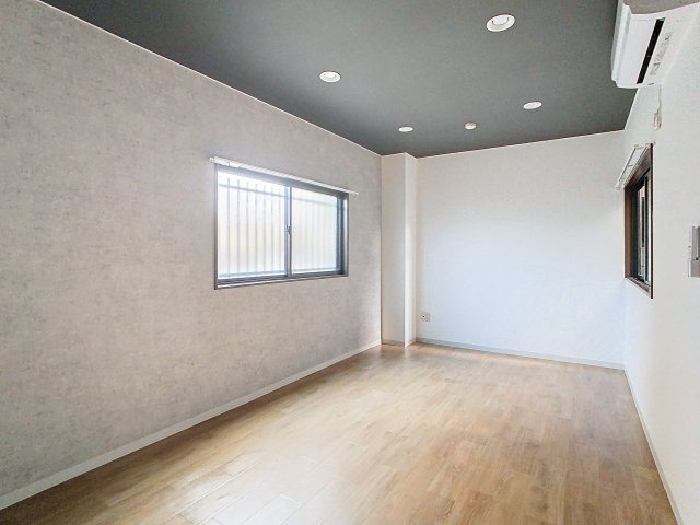 ロイヤルコートHALの居間・リビング