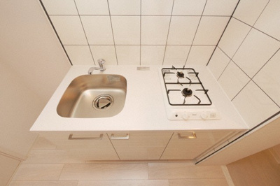 【キッチン】 | エスリードレジデンス大阪難波 | キッチンでお料理をお楽しみください