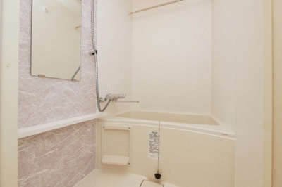 【浴室】 | エスリードレジデンス大阪難波 | 日々の疲れを癒すお風呂付です