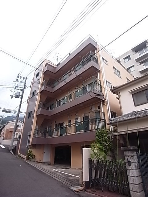 神戸市灘区篠原本町４丁目の賃貸マンションの外観
