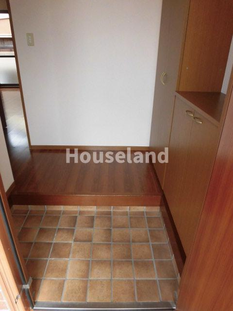 ロイヤルシャトーの玄関