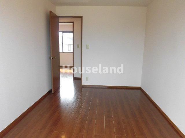 ロイヤルシャトーの洋室