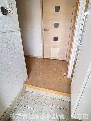 サン・ノーブⅡ木屋瀬の玄関