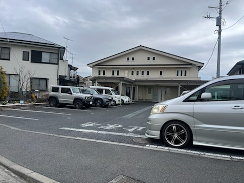 遠藤様店舗の駐車場