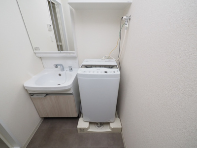 【設備】 | プレサンス難波フィールド | 洗濯機置き場です
