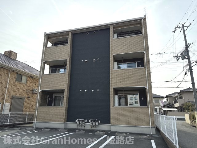 セシール　カツハラＢの外観