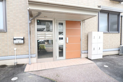 【エントランス】 | トレビナ城木