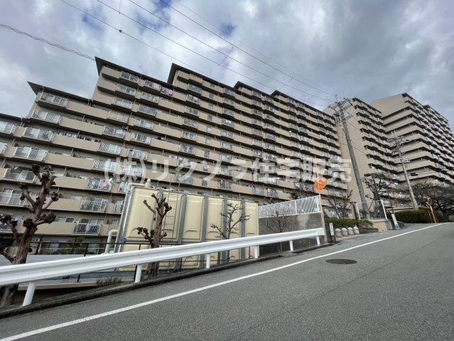 グリーンタウン香里ヶ丘D棟