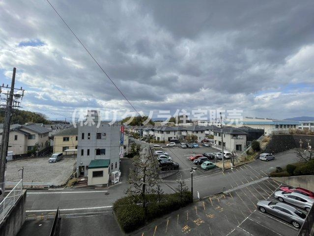 グリーンタウン香里ヶ丘D棟の展望|■物件内覧・資金計画相談・住宅ローン相談、リフォーム相談、お問合せ受付中■
※当日・翌日のご内覧、ご相談はお電話でのお問合せがスムーズです！