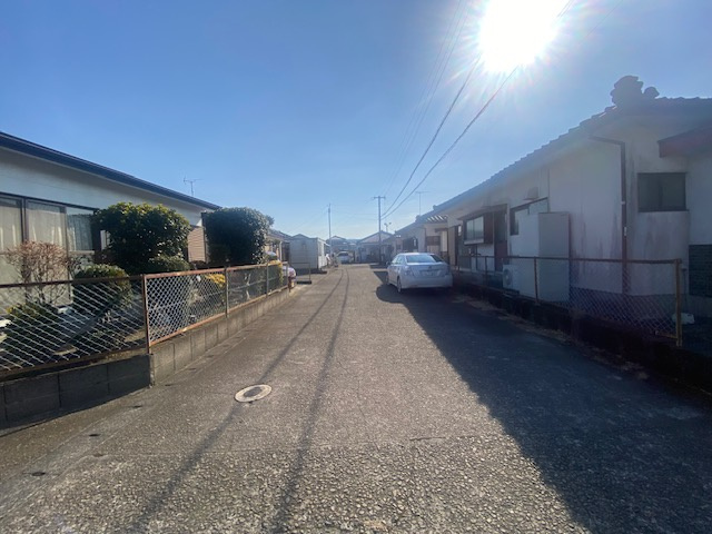 都城市都北町の売地の前面道路含む現地写真