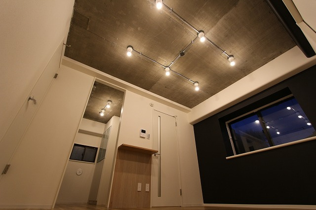 川崎市中原区下小田中１丁目の賃貸マンション