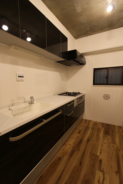 川崎市中原区下小田中１丁目の賃貸マンション