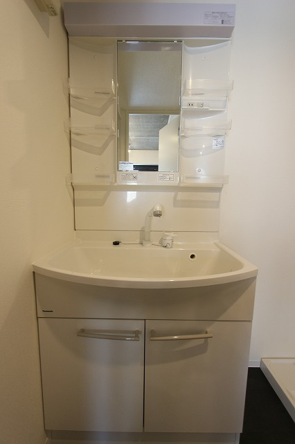 川崎市中原区下小田中１丁目の賃貸マンション