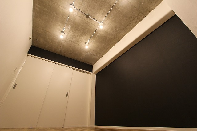 川崎市中原区下小田中１丁目の賃貸マンション