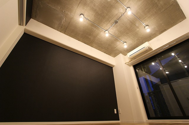 川崎市中原区下小田中１丁目の賃貸マンション