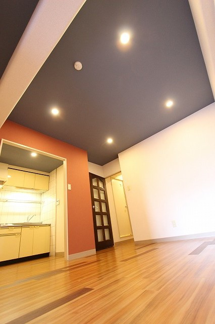 川崎市中原区下新城３丁目の賃貸マンション