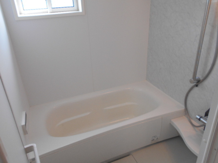 バリスサイト　Ｅの浴室