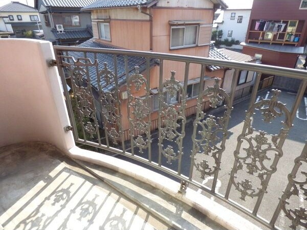 マンションCat's eye　　刈谷市近郊の賃貸はクラスホームのバルコニー