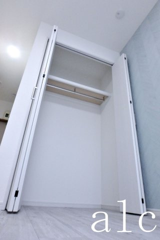 ストーリオ中野坂上の収納|ちょっとした収納スペースも充実しています