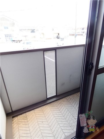 ドミトリー赤井のバルコニー