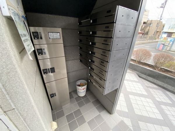 パルテール一之江Ⅱのロビー