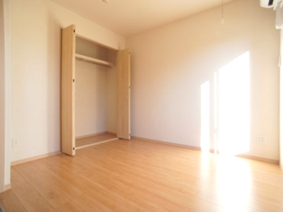【収納】 | アーバンレジデンス | ウォークインクロゼット付きでお部屋はスッキリ♪