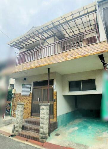 泉町２丁目　中古一戸建ての外観|新しい生活にいかがでしょうか？外観はお住まいの顔になります。こだわりたいポイントですね。外壁塗装や屋根塗装のご相談も承っております。
■現地内覧・資金計画相談・住宅ローン相談もお問合せ受付中■