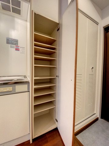 フローリエ細山Ⅲの収納